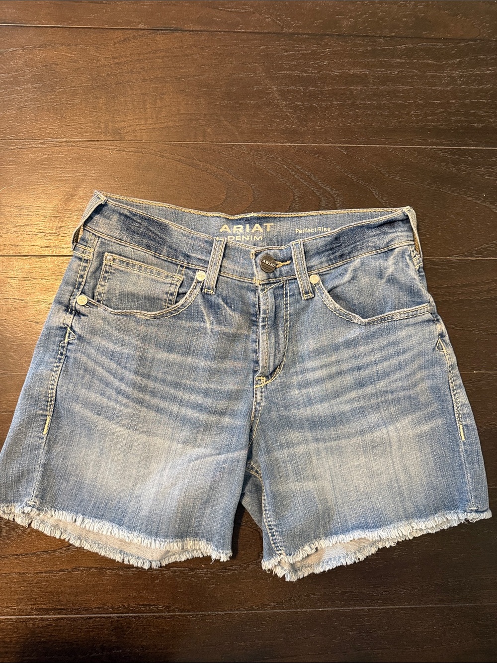 Ariat Light Wash Frayed Hem Denim Shorts NWOT